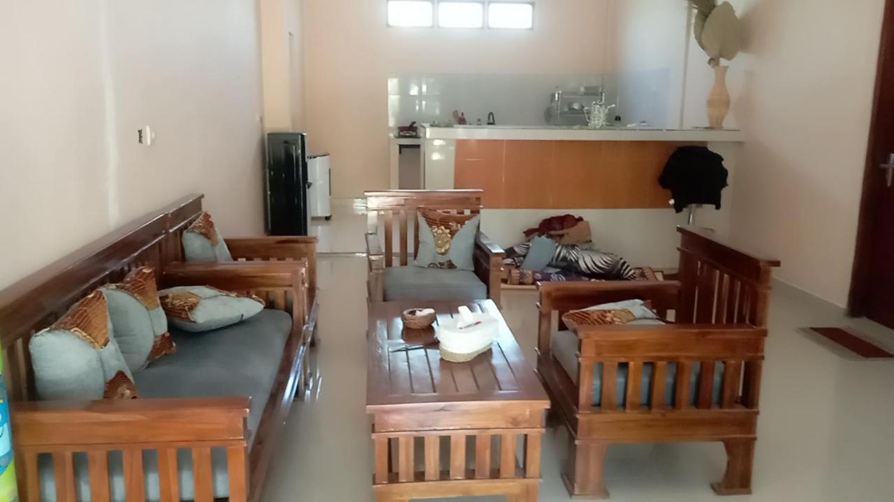 Warm Villas Lombok Kuta  Ngoại thất bức ảnh