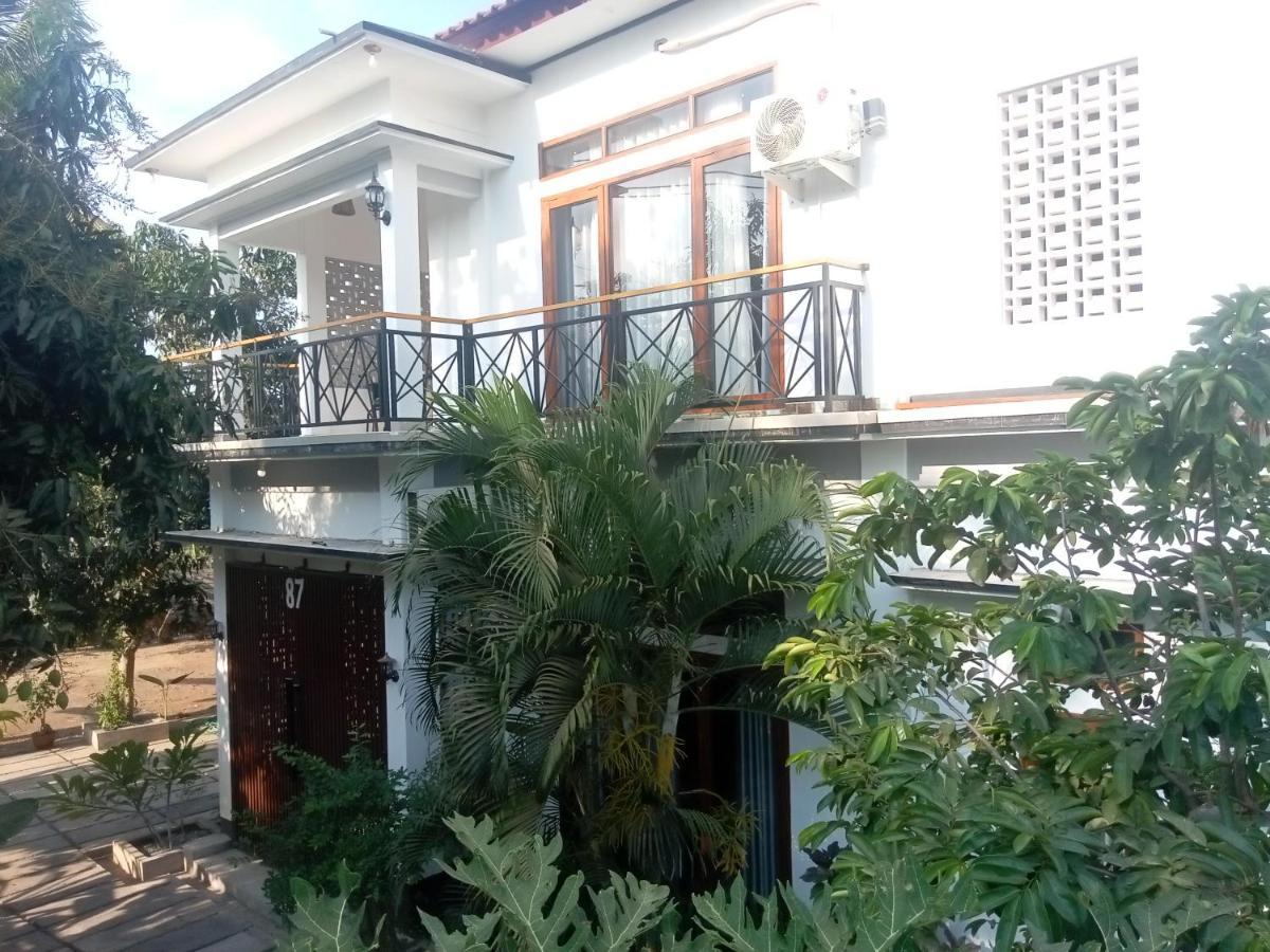 Warm Villas Lombok Kuta  Ngoại thất bức ảnh